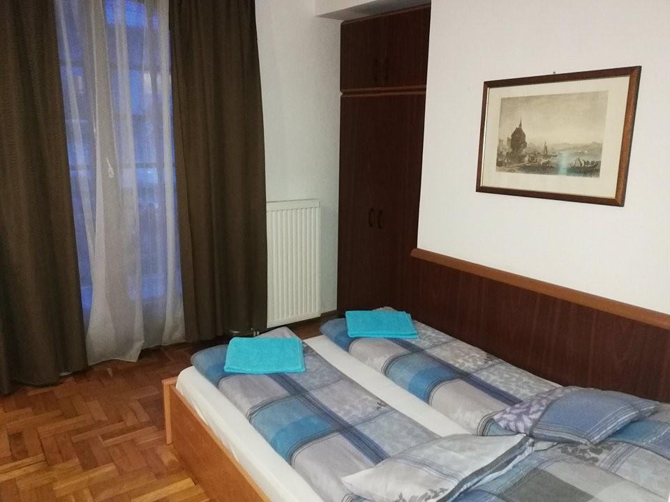 Bed and Breakfast Peregrino Panzió Budaörs Esterno foto